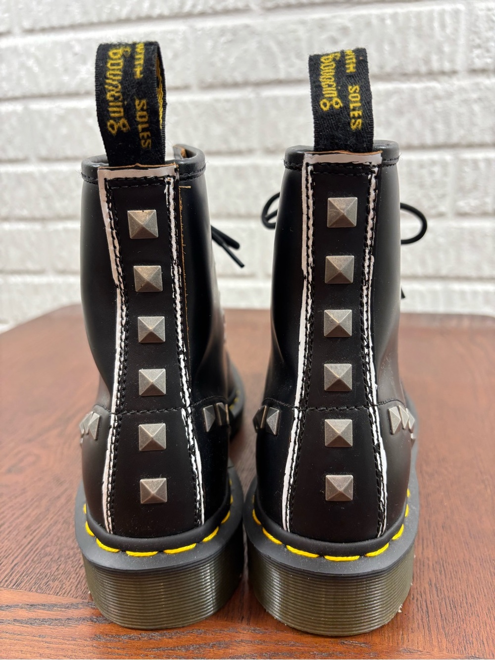 Dr. Martens 1460 Stud Lace-Up Boots Black Leather Punk Studded Womens 5 - Picture 7 of 11